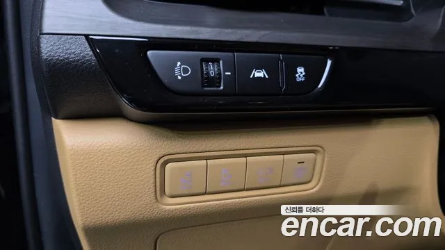 2023 Kia Carnival 4th Gen 9-Seater Signature Sold VIN KNANE81BBPS388285 – photo 18