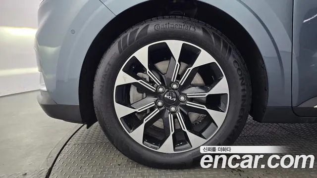 2023 Kia Carnival 4Generation 9-Seater Signature Sold VIN KNANE81BBPS396333 – undercarriage