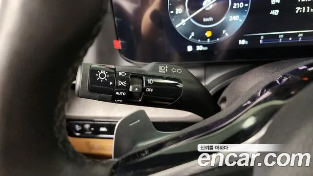 2023 Kia Carnival 4Generation 9-Seater Signature Sold VIN KNANE81BBPS403158 – photo 18