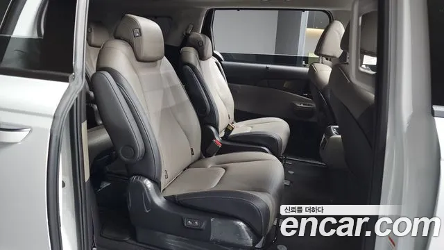 2024 Kia The New Carnival 4th Gen 9-Seater Signature Sold VIN KNANE81BBRS408294 – front exterior