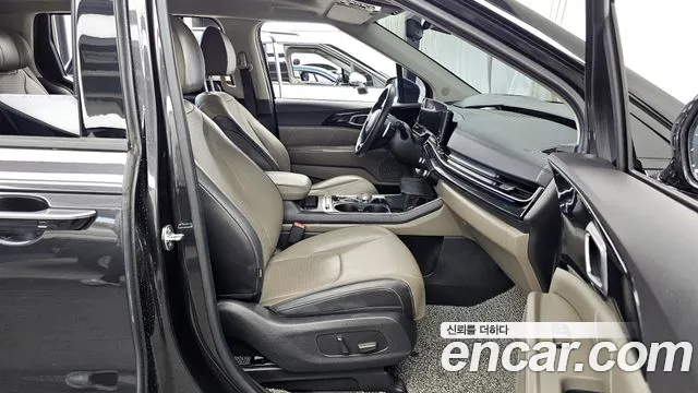 2024 Kia The New Carnival 4th Gen 7-Seater Signature Sold VIN KNANE81BBRS408545 – interior seats