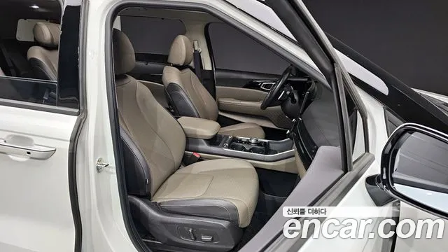 2024 Kia The New Carnival 4th Gen 7-Seater Signature Sold VIN KNANE81BBRS416147 – rear exterior
