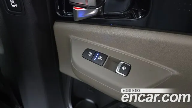 2024 Kia The New Carnival 4th Gen 7-Seater Signature Sold VIN KNANE81BBRS439573 – rear exterior