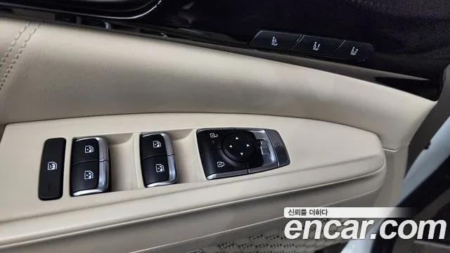 2025 Kia The New Carnival 4th Gen 9-Seater Signature Sold VIN KNANE81BBSS456644 – photo 23