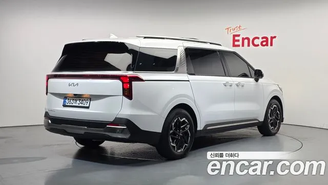 2025 Kia The New Carnival 4th Gen 9-Seater Signature Sold VIN KNANE81BBSS480552 – interior seats