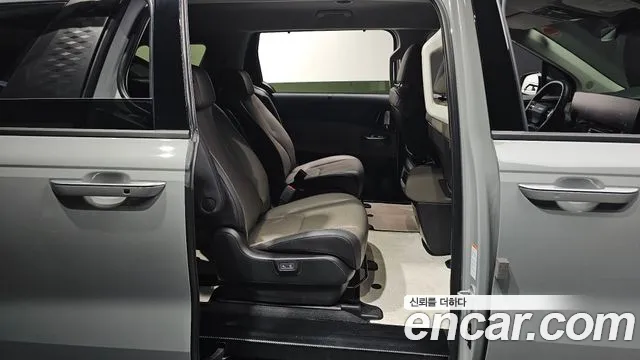 2025 Kia The New Carnival 4th Gen 9-Seater Gravity Sold VIN KNANE81BBSS550548 – photo 16