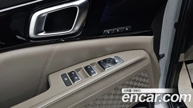 2025 Kia The New Carnival 4th Gen 9-Seater Gravity Sold VIN KNANE81BBSS550548 – photo 25