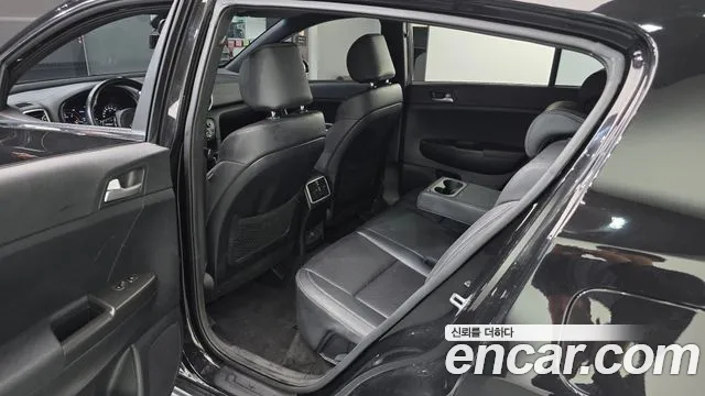 2019 Kia Sportage The Bold Diesel 1.6 2WD Sold VIN KNAP6812GKK624774 – exterior detail 2019 Kia Sportage The Bold Diesel 1.6 2WD Sold VIN KNAP6812GKK624774 – exterior detail