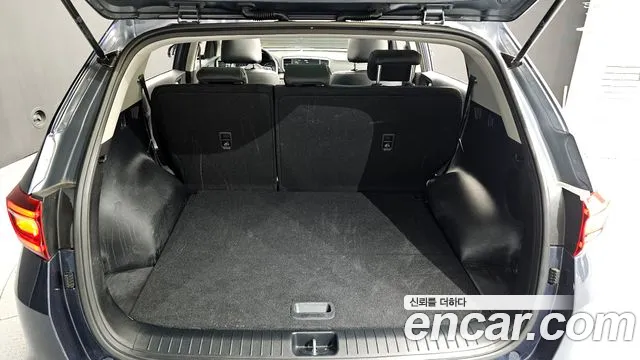 2020 Kia Sportage The Bold Gasoline Sold VIN KNAP681ABLK817674 – interior seats