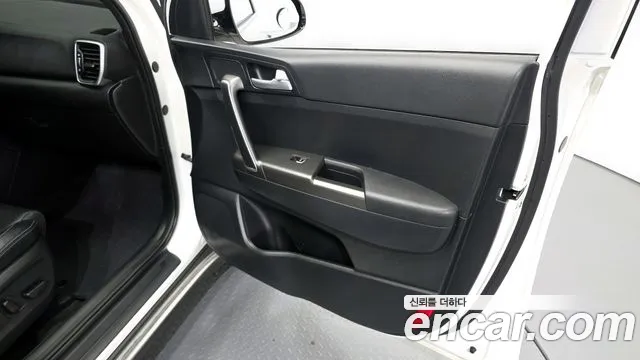 2020 Kia Sportage The Bold Gasoline Sold VIN KNAP681ABLK818293 – photo 12 2020 Kia Sportage The Bold Gasoline Sold VIN KNAP681ABLK818293 – photo 12