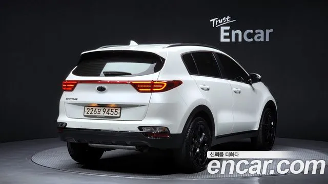 2022 Kia Sportage The Bold Gasoline Sold VIN KNAP681ABNK927561 – exterior detail 2022 Kia Sportage The Bold Gasoline Sold VIN KNAP681ABNK927561 – exterior detail