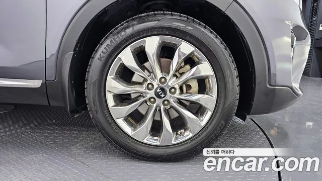 2019 Kia The New Sorento Gasoline 2.0 Turbo 2WD VIN KNAPG811BKA550616
