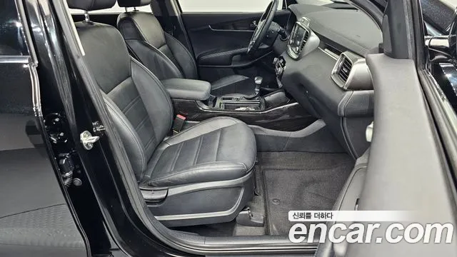 2019 Kia The New Sorento Diesel 2.0 2WD Sold VIN KNAPG81ABKA550607 – engine bay