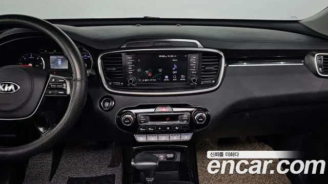 2020 Kia The New Sorento Diesel 2.0 2WD Sold VIN KNAPG81ABLA566801 – rear exterior 2020 Kia The New Sorento Diesel 2.0 2WD Sold VIN KNAPG81ABLA566801 – rear exterior