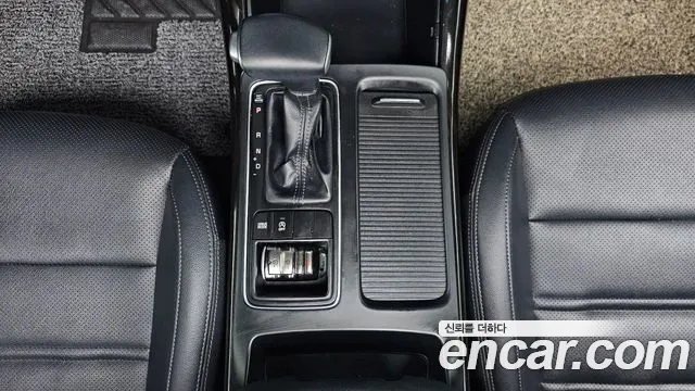 2020 Kia The New Sorento Diesel 2.0 2WD Sold VIN KNAPG81ABLA566801 – trunk area 2020 Kia The New Sorento Diesel 2.0 2WD Sold VIN KNAPG81ABLA566801 – trunk area