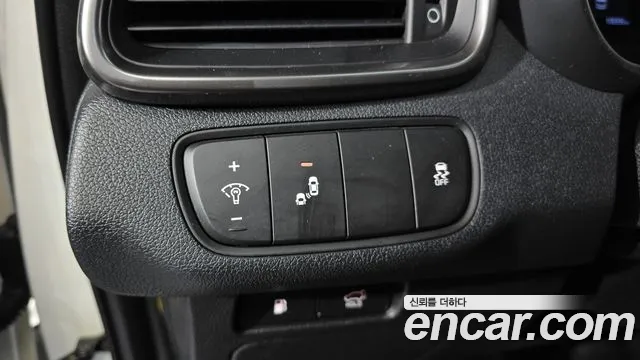 2018 Kia The New Sorento Diesel 2.2 2WD Sold VIN KNAPG81BBJA453973 – trunk area 2018 Kia The New Sorento Diesel 2.2 2WD Sold VIN KNAPG81BBJA453973 – trunk area