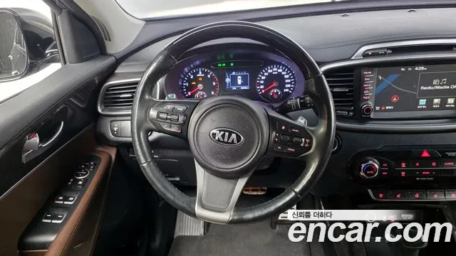 2017 Kia All New Sorento Diesel 2.0 2WD Sold VIN KNAPH81ABHA308998 – exterior detail 2017 Kia All New Sorento Diesel 2.0 2WD Sold VIN KNAPH81ABHA308998 – exterior detail