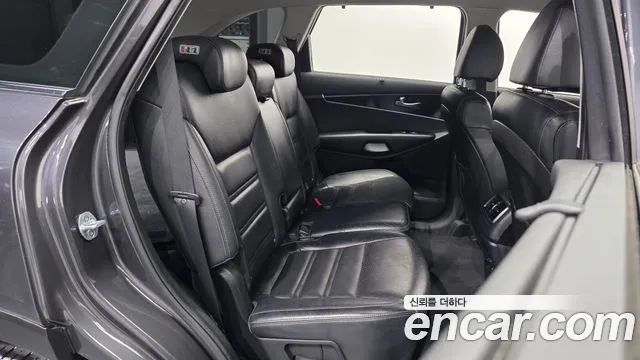 2018 Kia The New Sorento Diesel 2.0 2WD Sold VIN KNAPH81ABJA459972 – interior seats 2018 Kia The New Sorento Diesel 2.0 2WD Sold VIN KNAPH81ABJA459972 – interior seats