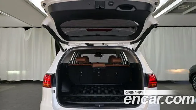2019 Kia The New Sorento Diesel 2.0 2WD Sold VIN KNAPH81ABKA526233 – rear exterior 2019 Kia The New Sorento Diesel 2.0 2WD Sold VIN KNAPH81ABKA526233 – rear exterior