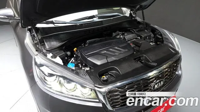 2020 Kia The New Sorento Diesel 2.0 2WD Sold VIN KNAPH81ABLA637375 – trunk area