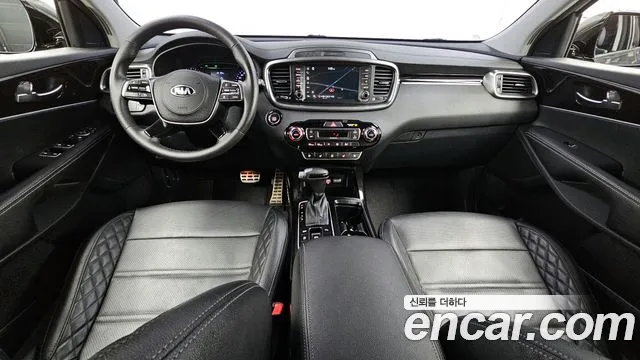 2020 Kia The New Sorento Diesel 2.0 4WD Sold VIN KNAPH81ADLA578324 – engine bay