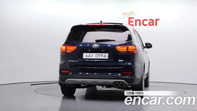2020 Kia The New Sorento Diesel 2.0 4WD Sold VIN KNAPH81ADLA588852 – engine bay