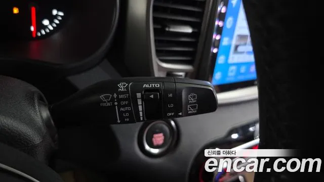 2018 Kia The New Sorento Diesel 2.2 2WD Sold VIN KNAPH81BBJA408467 – interior seats