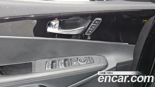 2018 Kia The New Sorento Diesel 2.2 2WD Sold VIN KNAPH81BBJA441901 – undercarriage