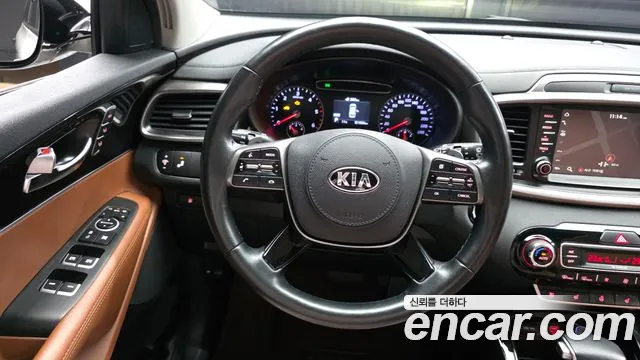 2018 Kia The New Sorento Diesel 2.2 2WD Sold VIN KNAPH81BBJA446858 – side profile
