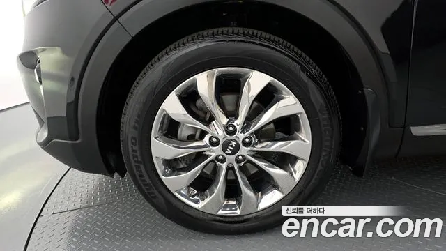 2019 Kia The New Sorento Diesel 2.2 2WD Sold VIN KNAPH81BBKA500284 – exterior detail 2019 Kia The New Sorento Diesel 2.2 2WD Sold VIN KNAPH81BBKA500284 – exterior detail