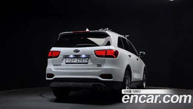 2020 Kia The New Sorento Diesel 2.2 2WD Sold VIN KNAPH81BBLA562745 – exterior detail