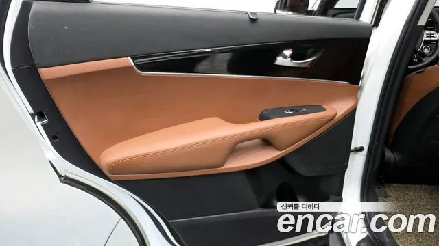 2020 Kia The New Sorento Diesel 2.2 2WD Sold VIN KNAPH81BBLA625903 – engine bay