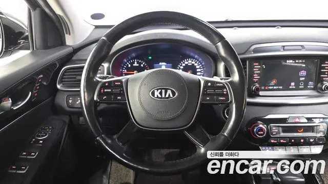 2018 Kia The New Sorento Diesel 2.2 4WD Sold VIN KNAPH81BDJA388570 – rear exterior