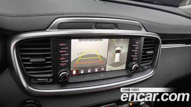 2018 Kia The New Sorento Diesel 2.2 4WD Sold VIN KNAPH81BDJA414461 – exterior detail