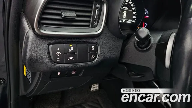 2019 Kia The New Sorento Diesel 2.2 4WD Sold VIN KNAPH81BDKA487594 – side profile