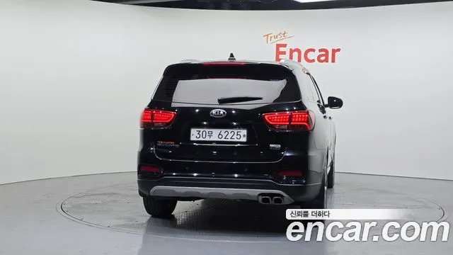 2019 Kia The New Sorento Diesel 2.2 4WD Sold VIN KNAPK81BDKA519633 – undercarriage