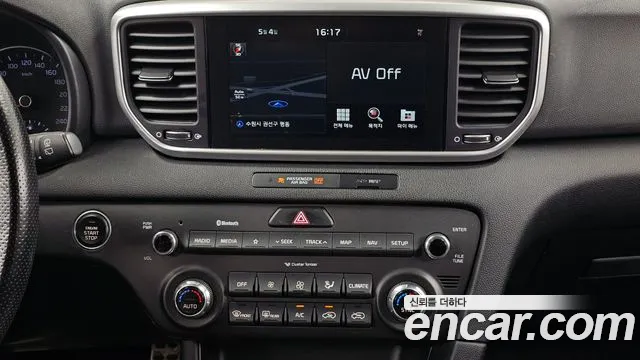 2019 Kia Sportage The Bold Diesel 1.6 2WD Sold VIN KNAPL812GKK654072 – dashboard