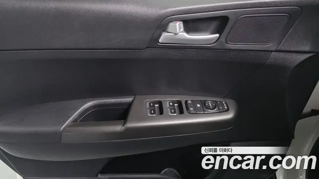 2020 Kia Sportage The Bold Diesel 1.6 2WD Sold VIN KNAPL812GLK852675 – photo 18