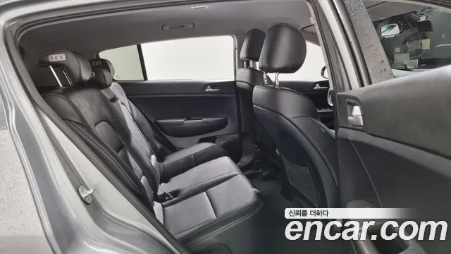 2019 Kia Sportage The Bold Diesel 2.0 2WD Sold VIN KNAPM813BKK561952 – trunk area