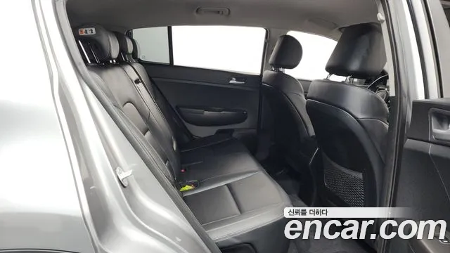 2019 Kia Sportage The Bold Diesel 2.0 2WD Sold VIN KNAPM813BKK561955 – trunk area