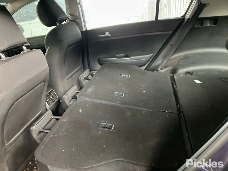 2020 Kia Sportage Damaged VIN KNAPM81AML7819439 – engine bay
