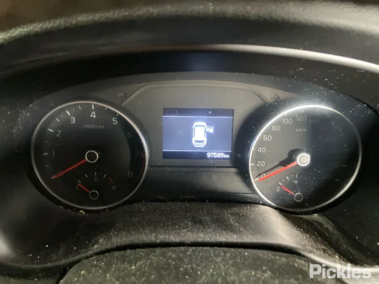 2020 Kia Sportage Damaged VIN KNAPM81AML7819439 – trunk area