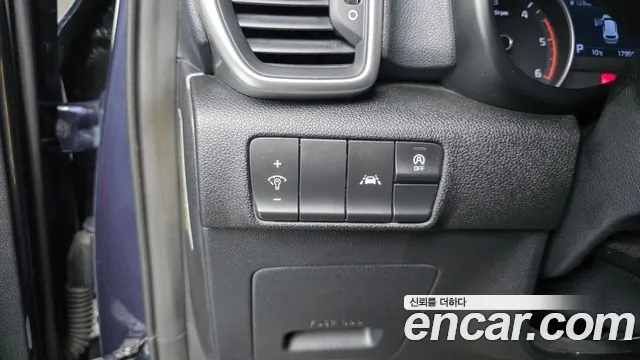 2019 Kia Sportage The Bold Diesel 2.0 2WD Sold VIN KNAPN813BKK650586 – dashboard