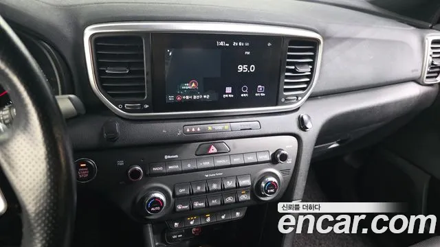 2021 Kia Sportage The Bold Diesel 2.0 2WD Sold VIN KNAPN813BMK920079 – trunk area