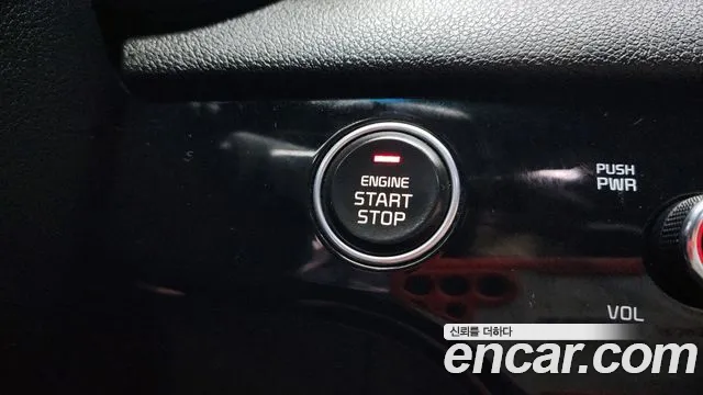 2019 Kia Sportage The Bold Diesel 1.6 2WD Sold VIN KNAPP812GKK575112 – trunk area 2019 Kia Sportage The Bold Diesel 1.6 2WD Sold VIN KNAPP812GKK575112 – trunk area