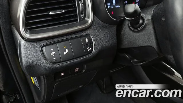 2019 Kia The New Sorento Gasoline 2.0 Turbo 4WD Sold VIN KNAPS811DKA478337 – trunk area 2019 Kia The New Sorento Gasoline 2.0 Turbo 4WD Sold VIN KNAPS811DKA478337 – trunk area