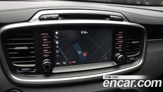 2017 Kia All New Sorento Diesel 2.0 2WD Sold VIN KNAPS81ABHA361484 – interior seats