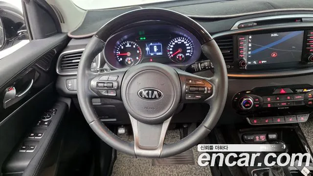 2017 Kia All New Sorento Diesel 2.0 2WD Sold VIN KNAPS81ABHA371877 – trunk area 2017 Kia All New Sorento Diesel 2.0 2WD Sold VIN KNAPS81ABHA371877 – trunk area