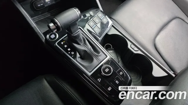 2022 Kia Sportage 5th Gen Gasoline 1.6 Turbo 2WD Sold VIN KNAPU81BGNK043364 – interior seats