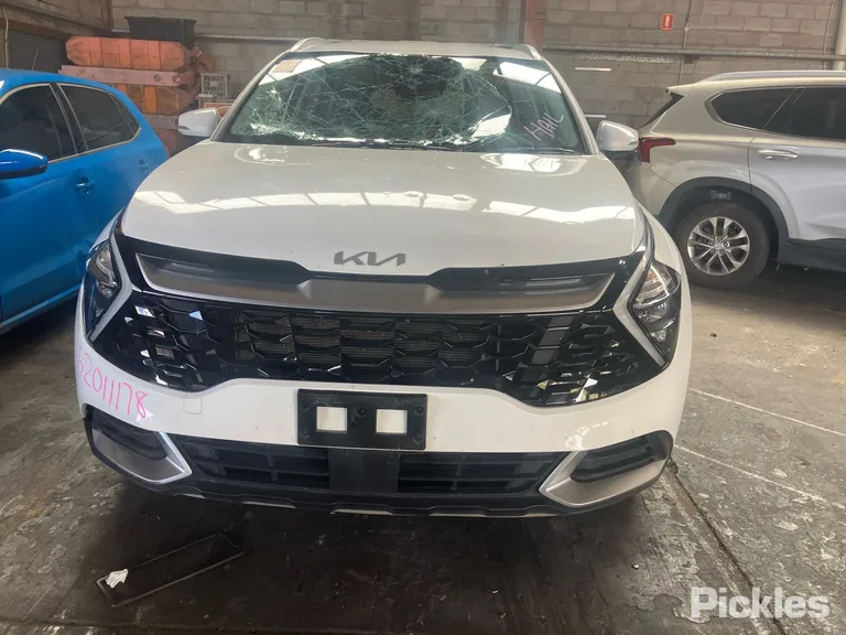 2023 Kia Sportage Used VIN KNAPU81DMP7126184 – undercarriage